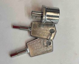 0071150015A Замок и ключ дверцы холодильника Haier